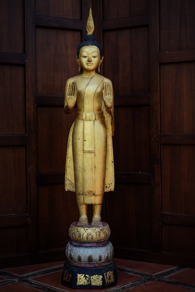 Extremely Rare 19C Wood Asian Laos Buddha #025_1S