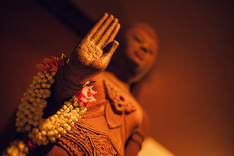 #uthongbuddha #thaibuddha #buddha #Buddhastatue #sandstonebuddha #antiquebuddhas #antiquebuddha 