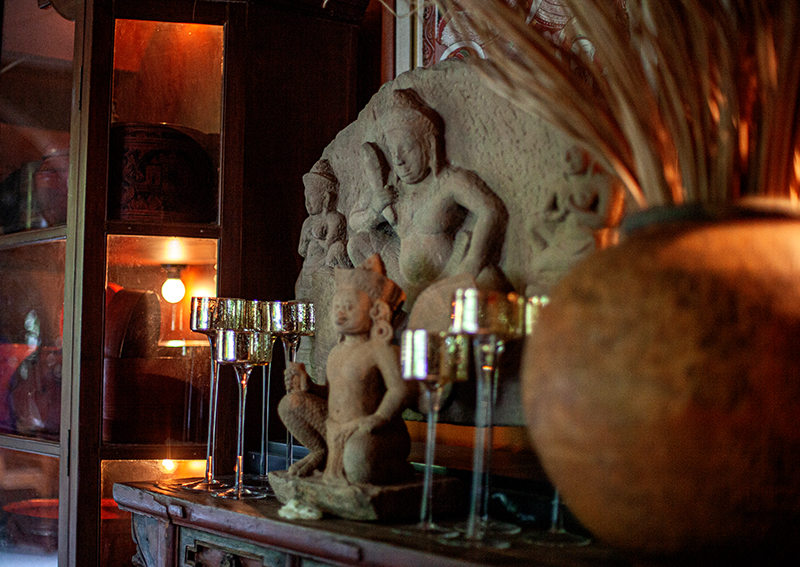 Extremely Rare 12C Sandstone Khmer Sitting Shiva #RK.014