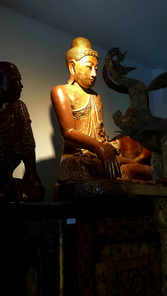 #mandalaybuddha #burmesebuddha #buddha #buddhastatue #antiquebuddhas 3antiquebuddha