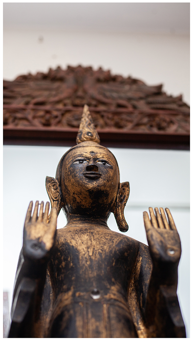 #laosbuddha #buddha #standbuddha #buddha #antiquebuddha #antiquebuddhas