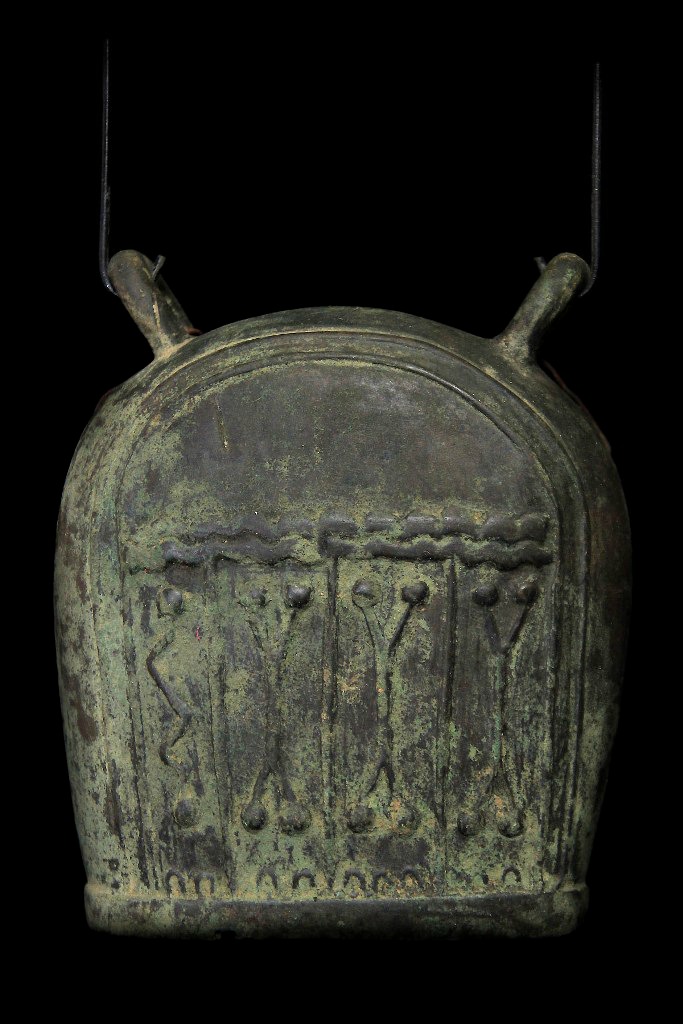 Extremely Rare 19C Bronze Burmese Elephant Bell. #BB196