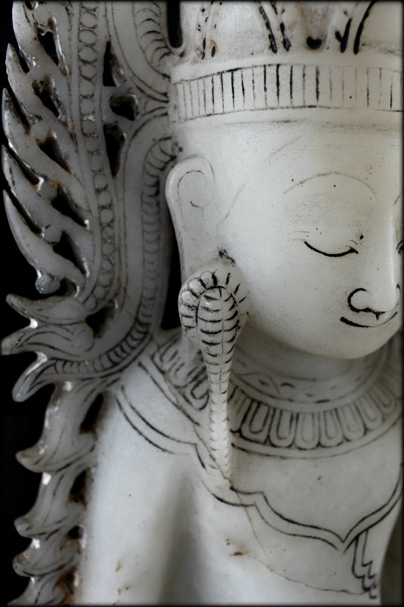 Extremely Rare 18C Alabaster Ava Buddha #BB176