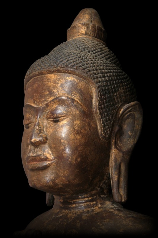 Extremely Rare 18C Wood Cambodia Buddha #BB175
