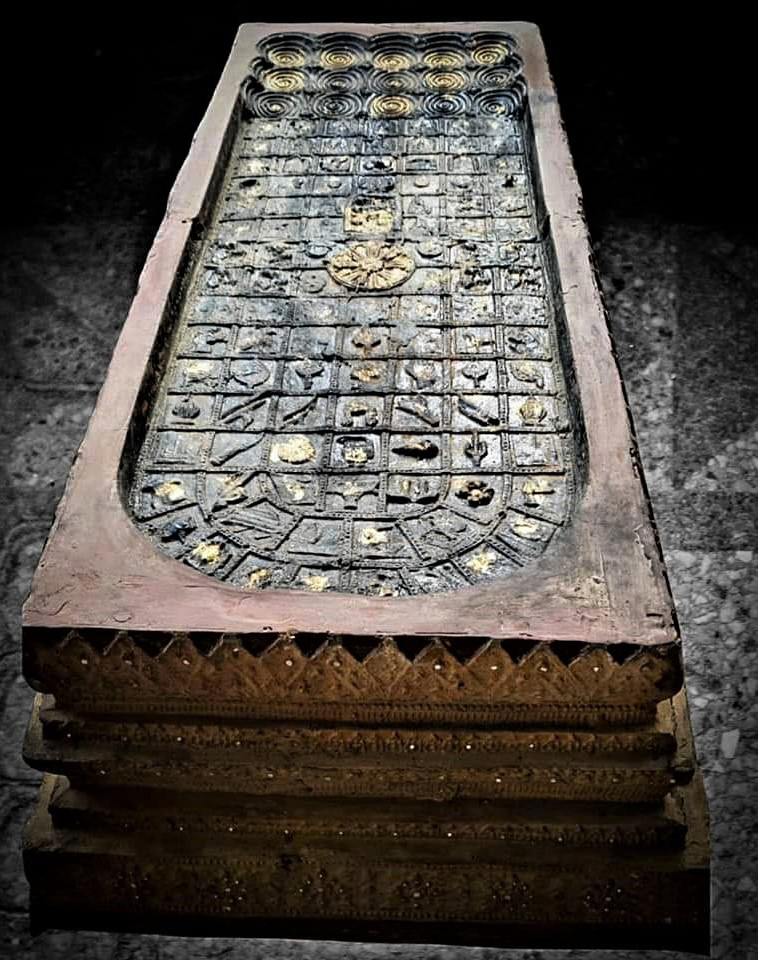 Extremely Rare Early 17C Bronze Thai Ayuttaya Buddha # A127