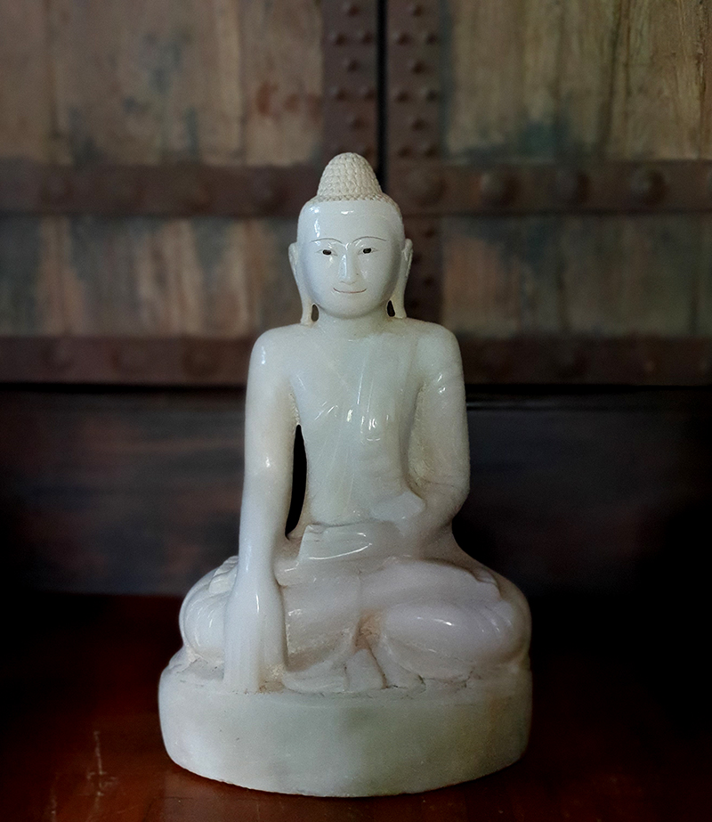 Extremely Rare 18C Alabaster Shan Burma Buddha #DR003