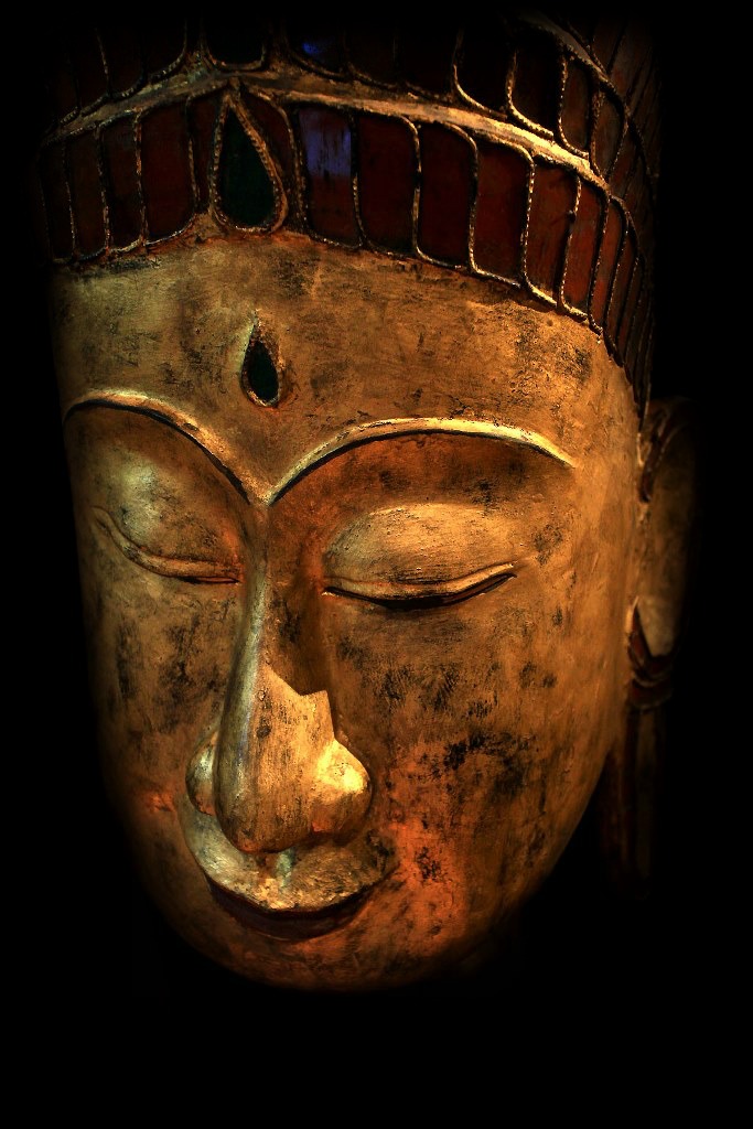 Extremely Rare 18C Wood Shan Burmese Buddha Head #BB298