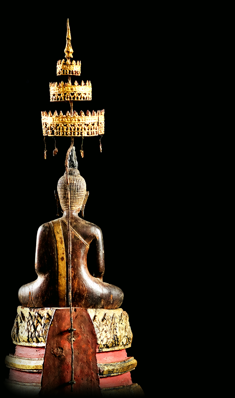 Extremely Rare 18C Wood Sitting Ayutaya Buddha #BB178