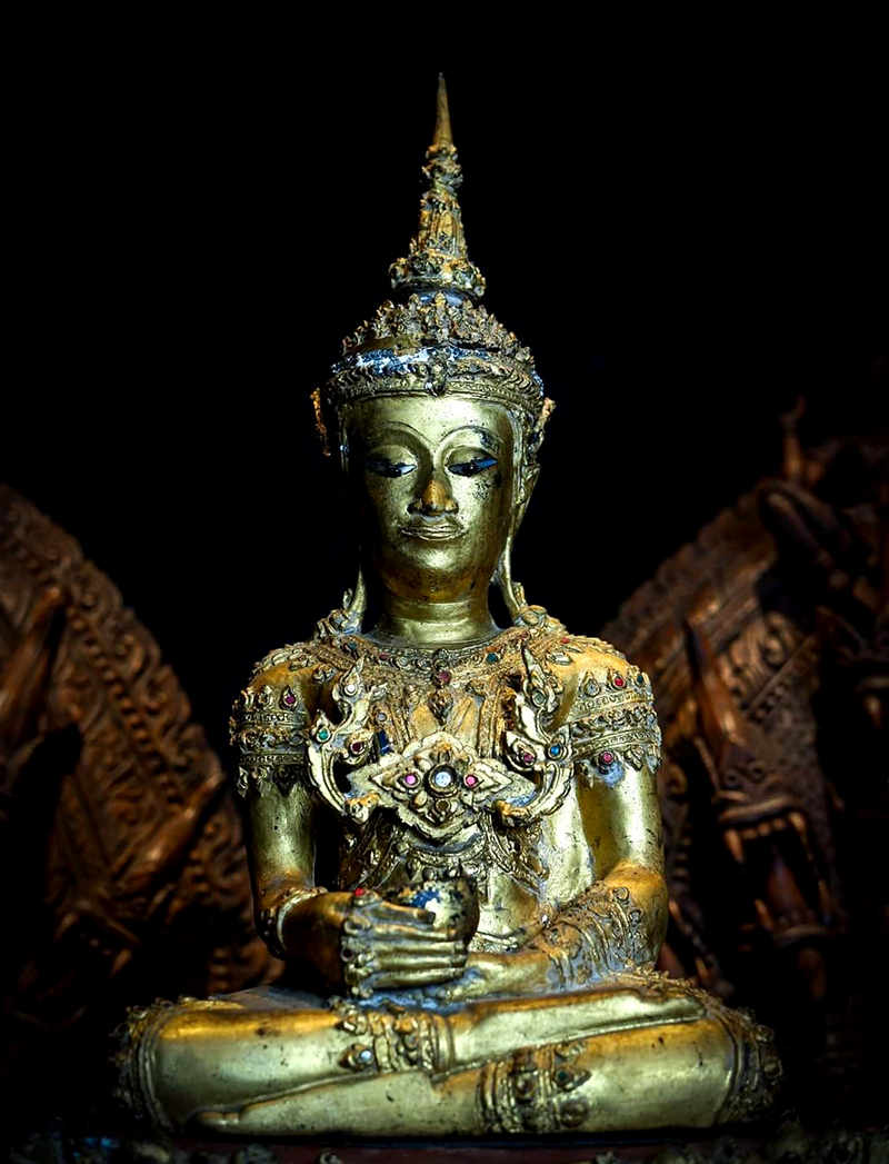 #rattanakosinbuddha #thaibuddha #buddha #buddhastatue #antiquebuddhas #antiquebuddha