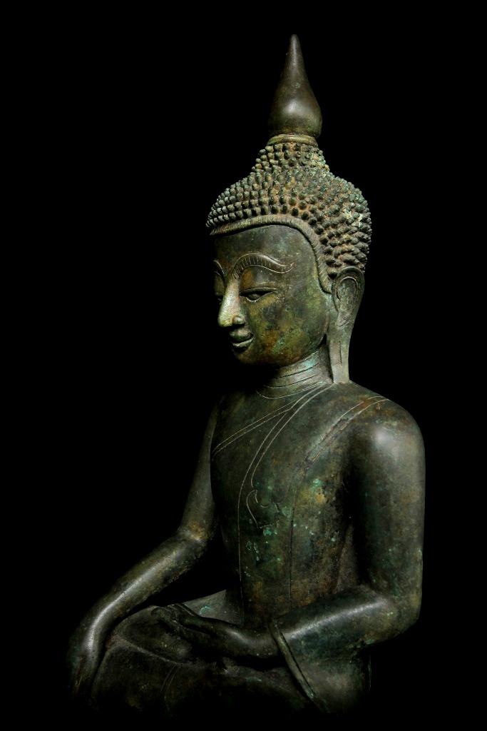Extremely Rare 17C-18C Bronze Burmese Shan Buddha # DW045