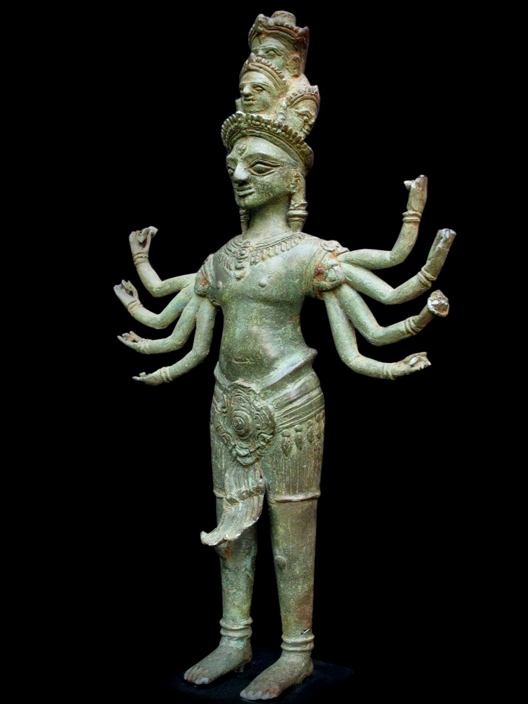 Extremely Rare 9C Khmer Vishnu Sculpture #RK011