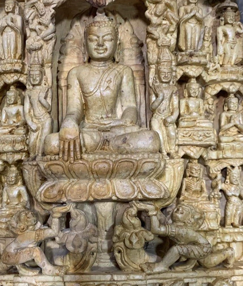 #alabasterbuddha #stonebuddha #burmabuddha #burmesebuddha #buddha #buddhas #buddhastatue #buddhastatues #antiquebuddhas #antiquebuddha #statue #mandalaybuddha #shanbuddha #avabuddha