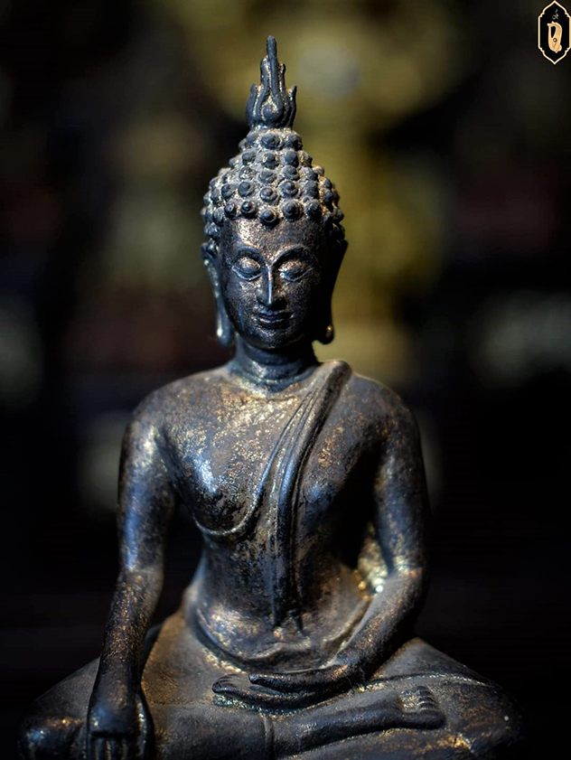 #thaibuddha #chiangsangbuddha #buddha #buddhastatue #antiquebuddhas #antiquebuddha 