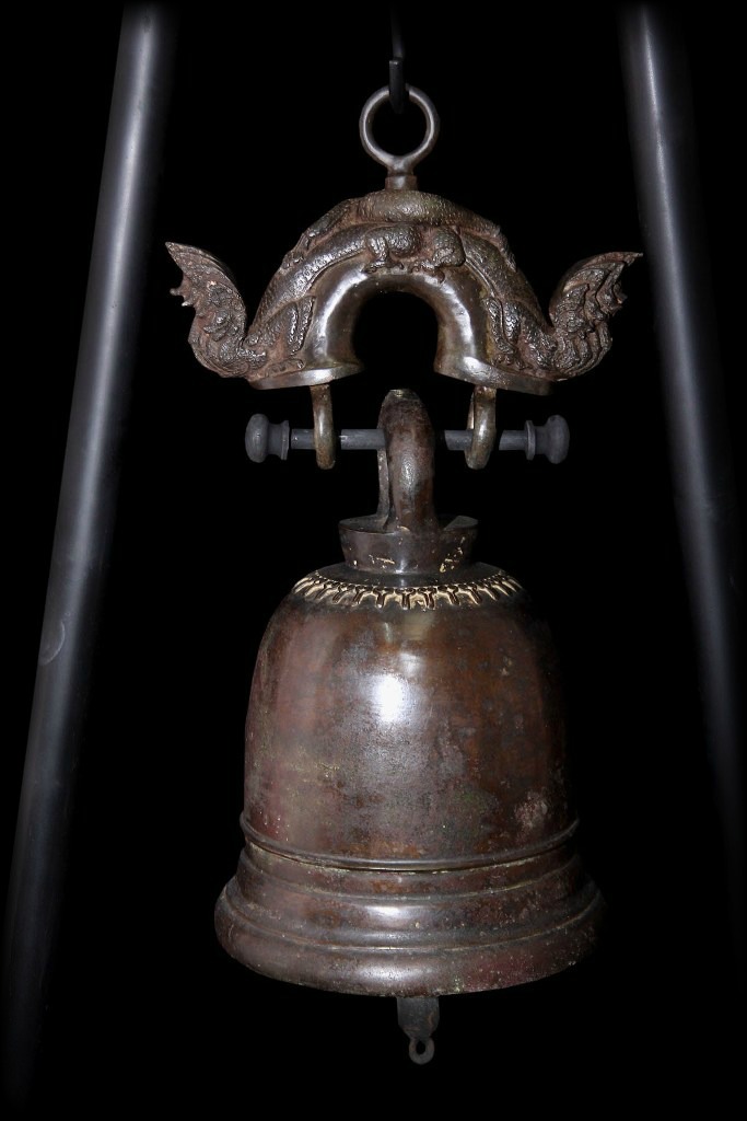 Extremely Rare Early 19C Bronze Laos Temple Bell #BB213