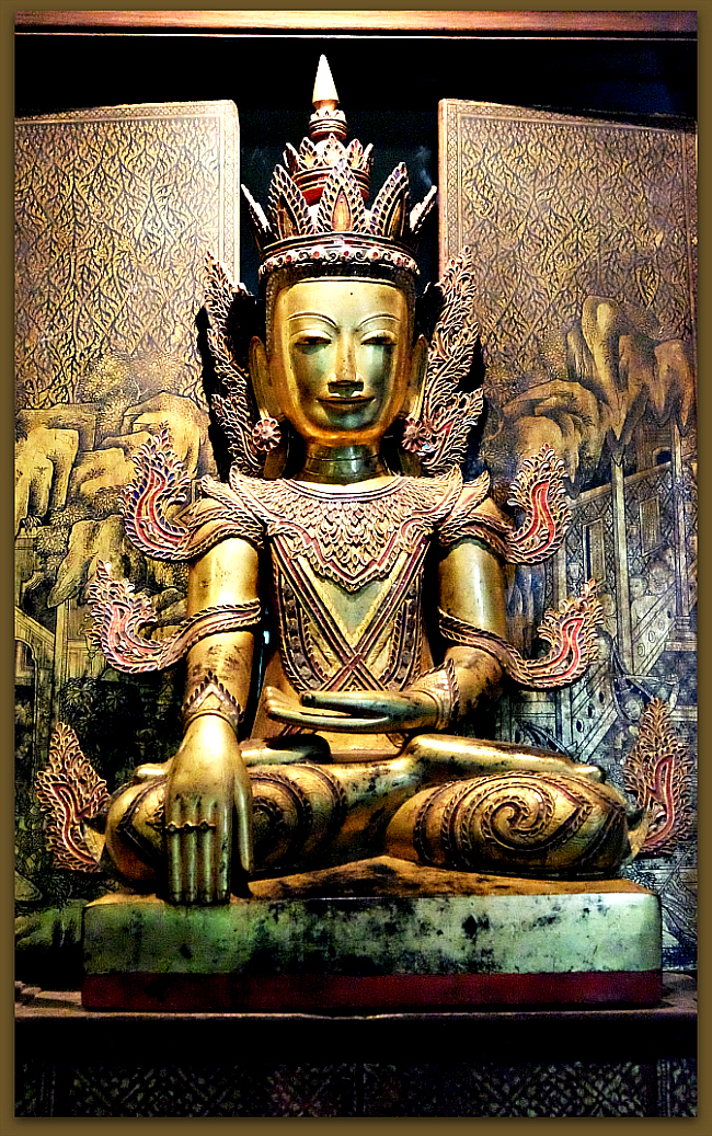Extremely Rare Early 18C Lacquer Crown Shan Burmese Buddha #DW101